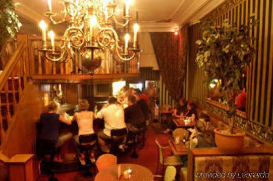 Rembrandtplein Bed & Breakfast Амстердам Экстерьер фото